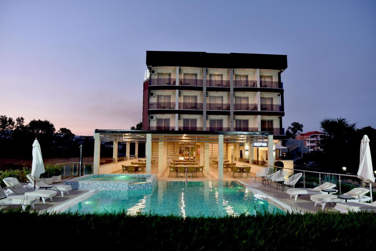 Hotel Lion Ulcinj Exterior photo